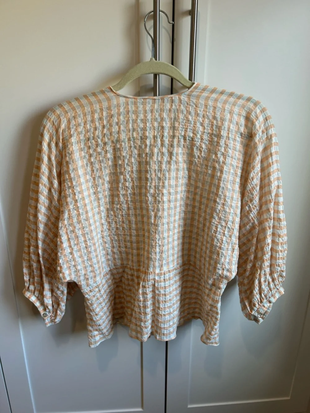 Zara Peach and White Gingham V-Neck Blouse - Picture 3 of 3